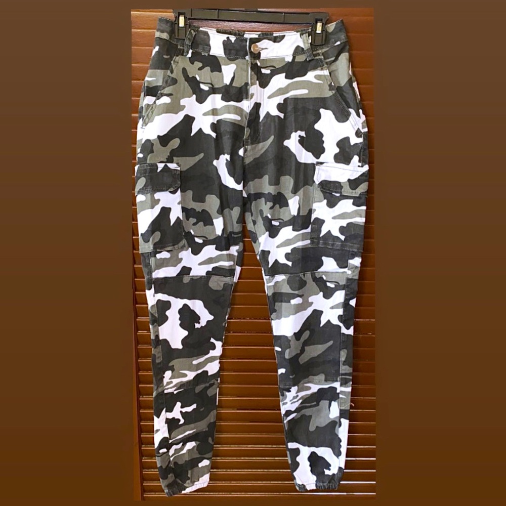 Camouflage Cargo pants
